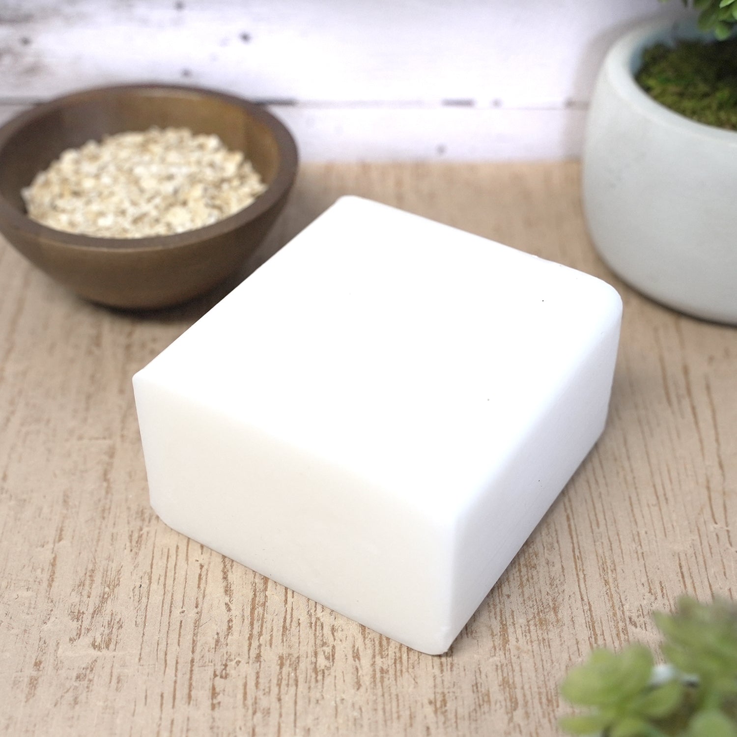 2 LB OATMEAL SOAP BASE (SCORED CUBES) – MoldMarket